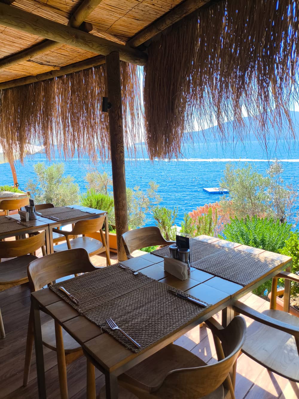 Mahal Beach Club & Restaurant