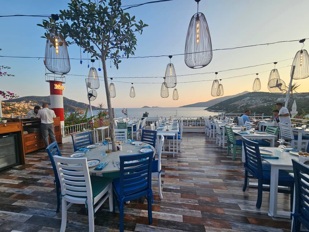 Mey Terrace Restaurant & Cocktail Bar