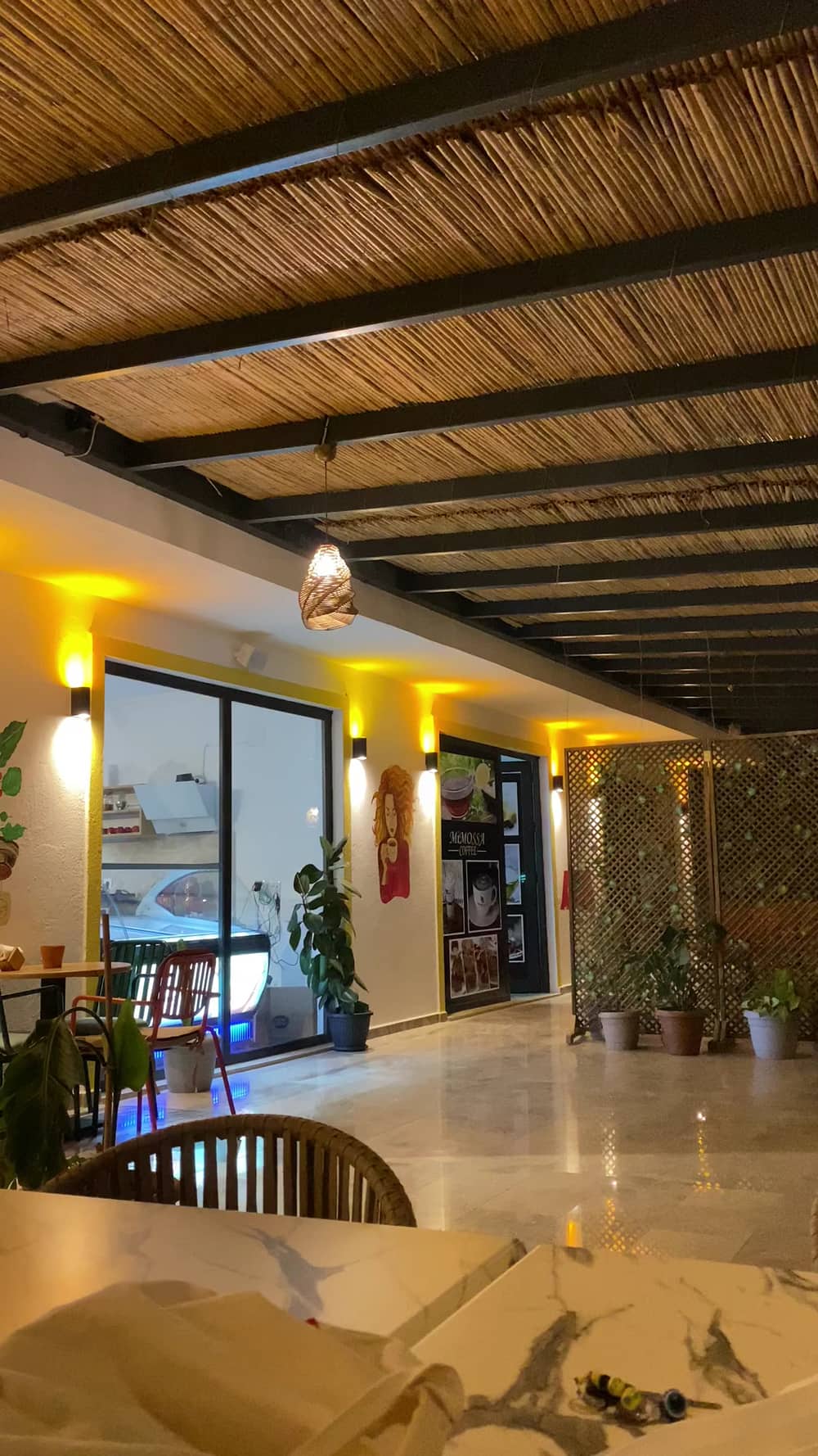 Mimossa coffee restaurant ambiyans