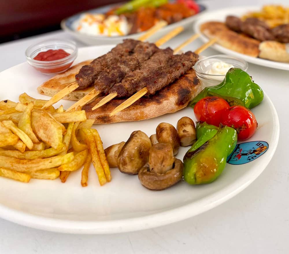 Mola Caffe Zeytin Bahçesi ambiyans