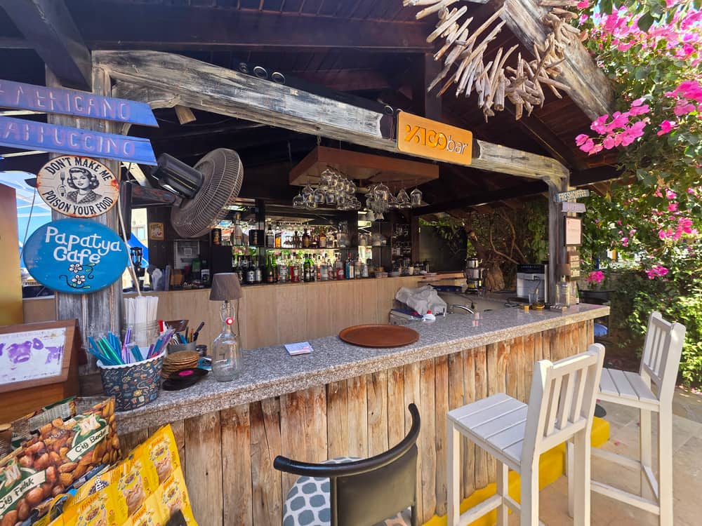 Papatya Cafe