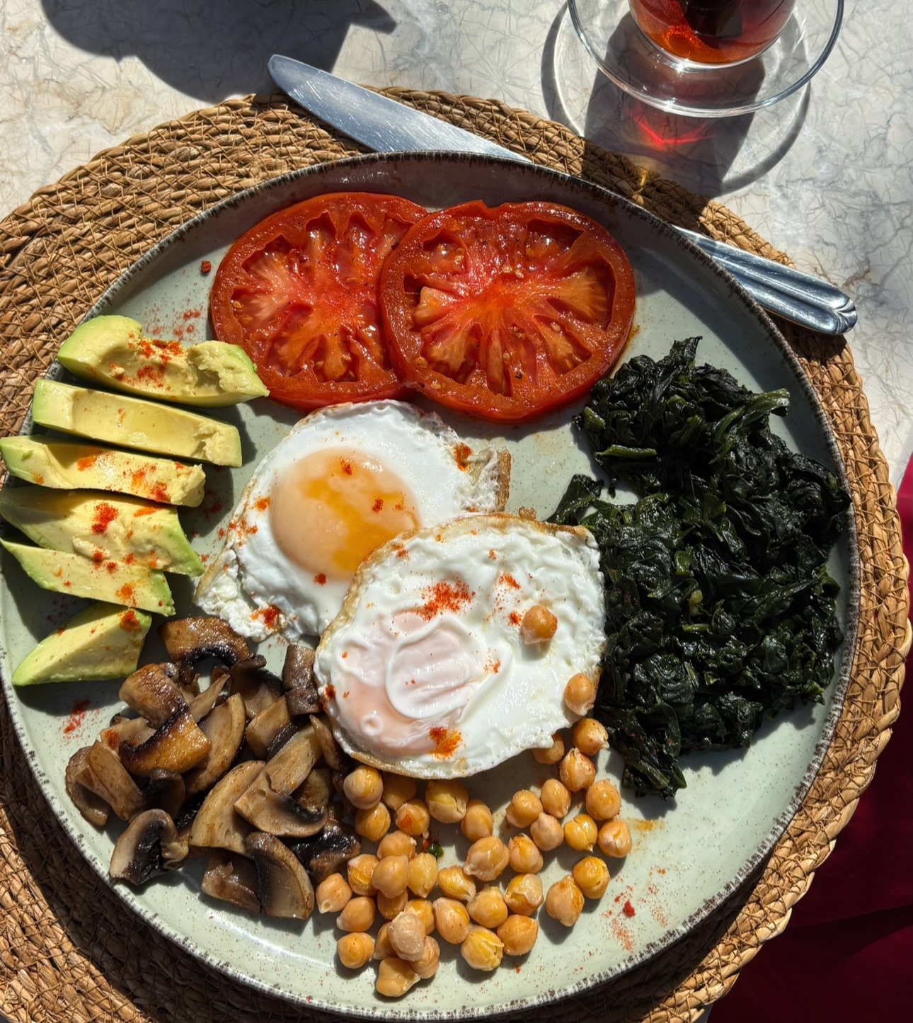 The Social serpme brunch tabağı