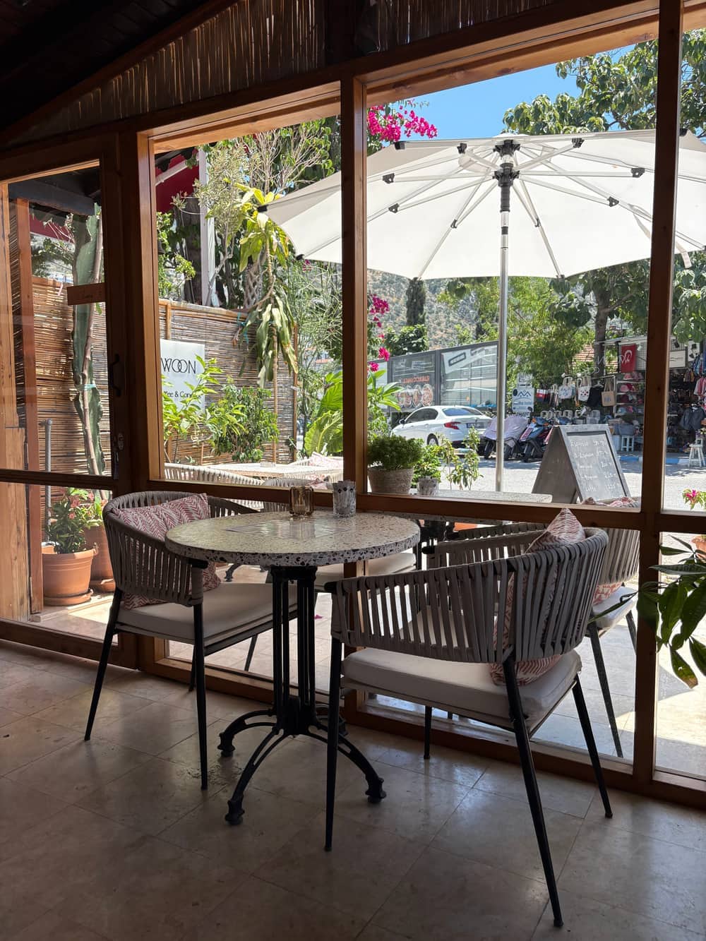 Woon Coffee & Concept